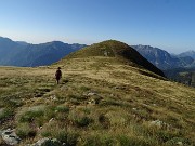 24 Verso la cima del Monte Avaro (2080 m)